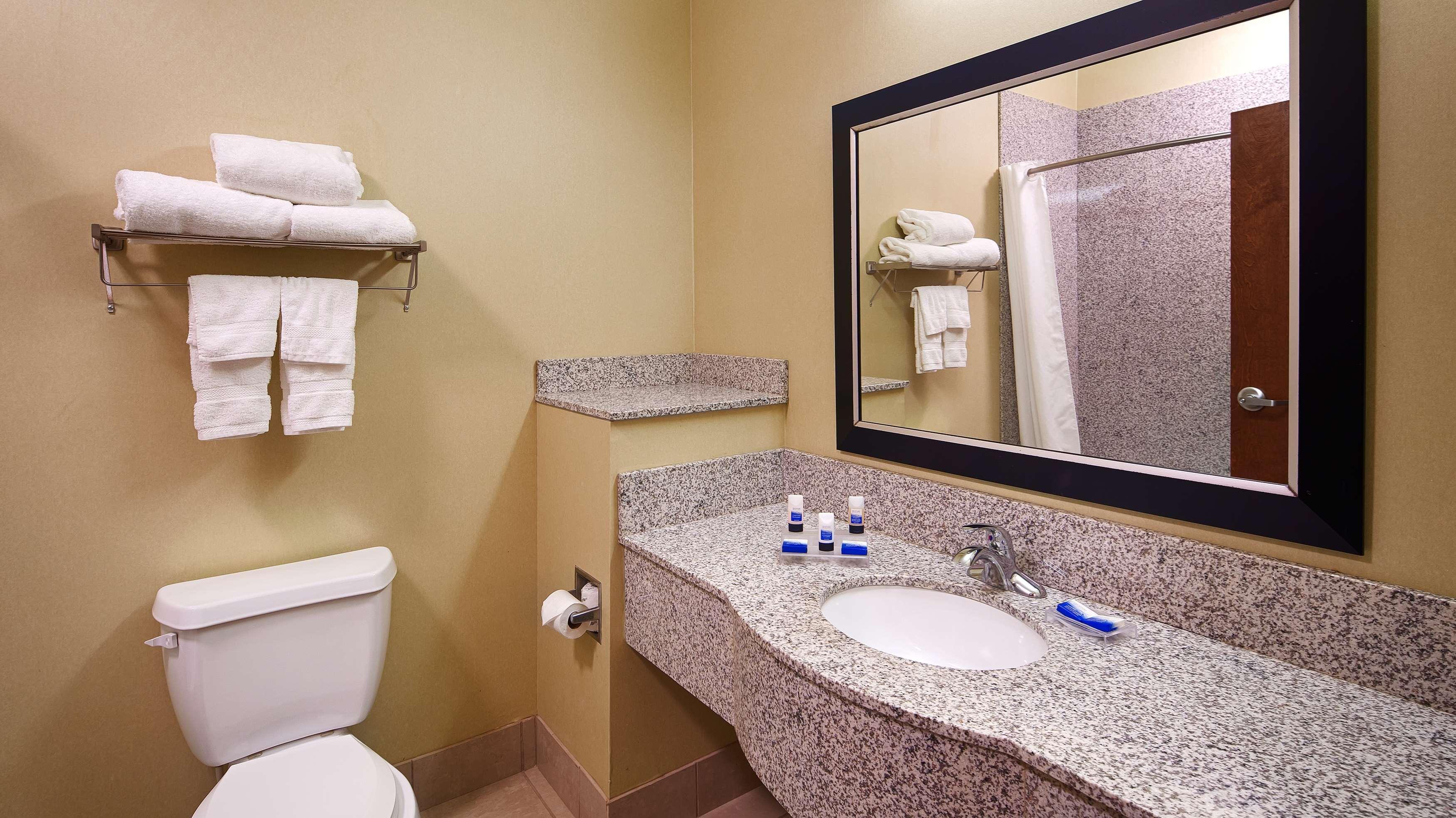 Best Western Plus Desoto Inn & Suites Mansfield Exteriör bild