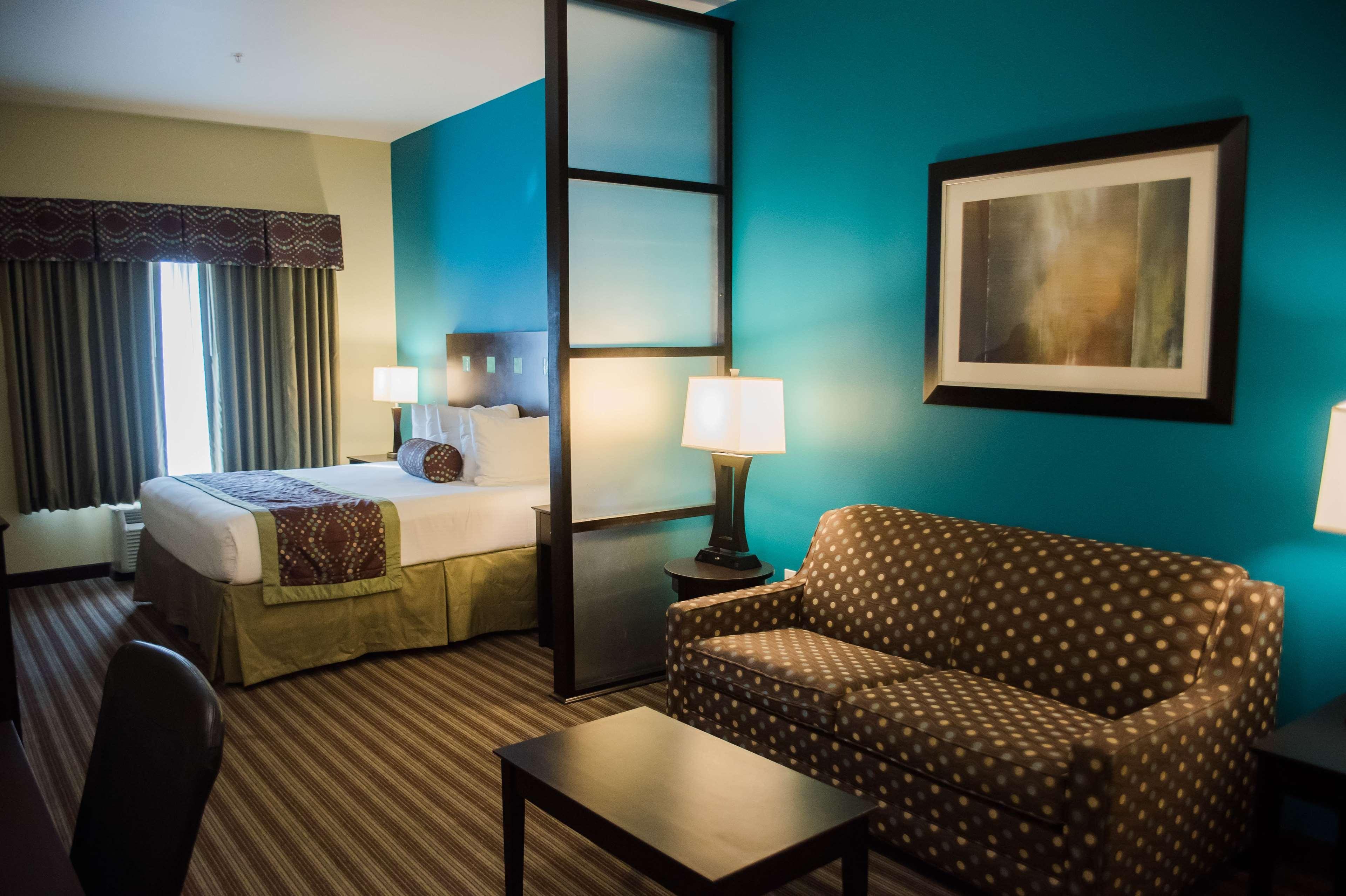 Best Western Plus Desoto Inn & Suites Mansfield Exteriör bild