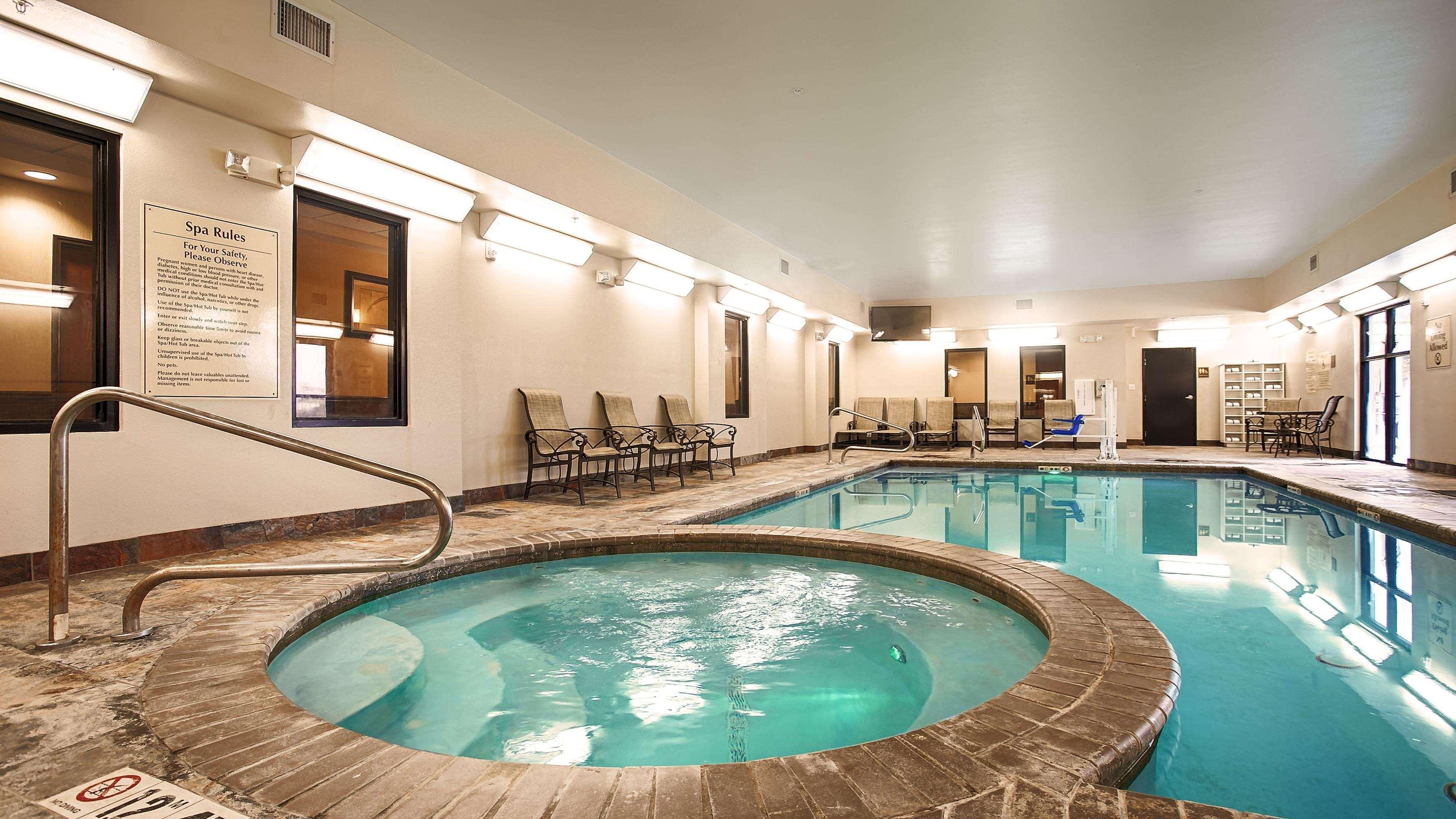 Best Western Plus Desoto Inn & Suites Mansfield Exteriör bild