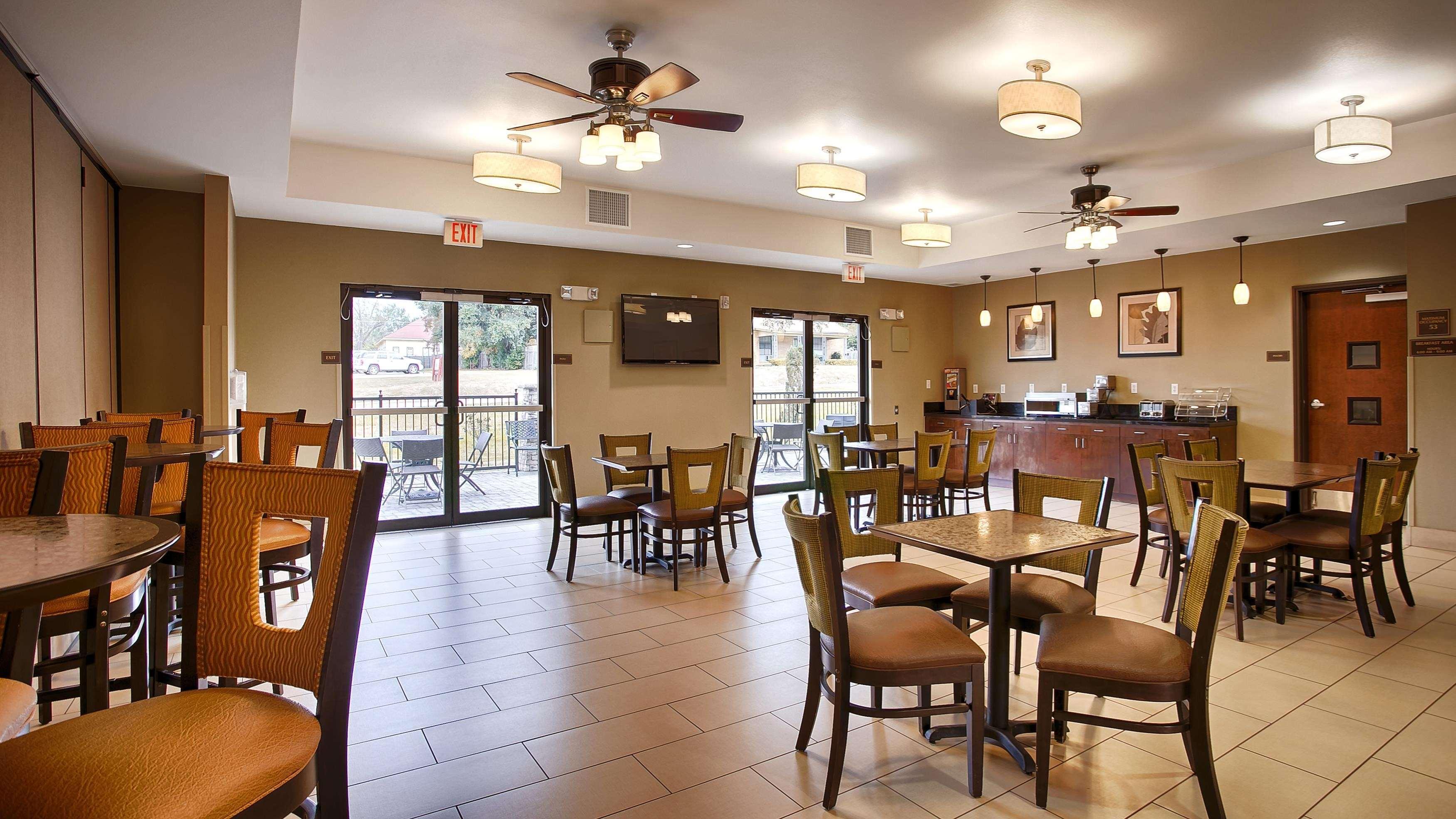Best Western Plus Desoto Inn & Suites Mansfield Exteriör bild