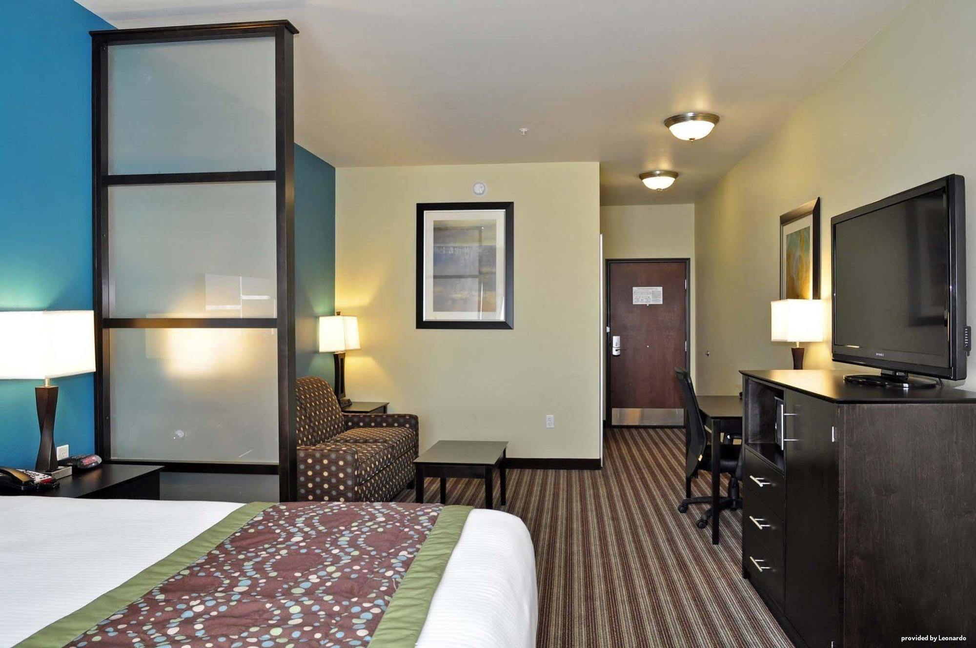 Best Western Plus Desoto Inn & Suites Mansfield Rum bild