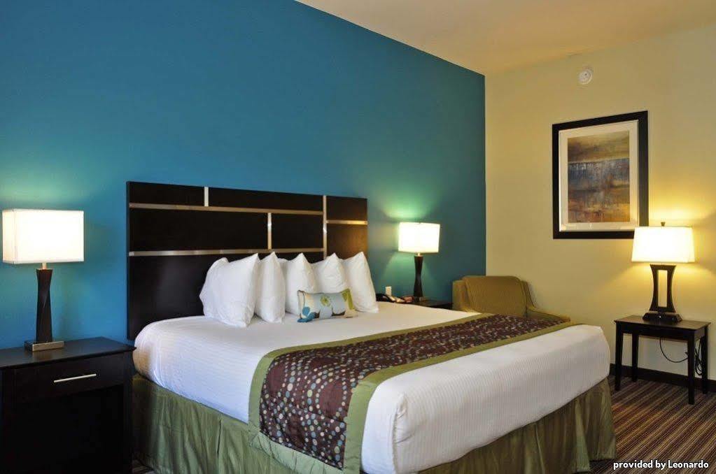 Best Western Plus Desoto Inn & Suites Mansfield Rum bild