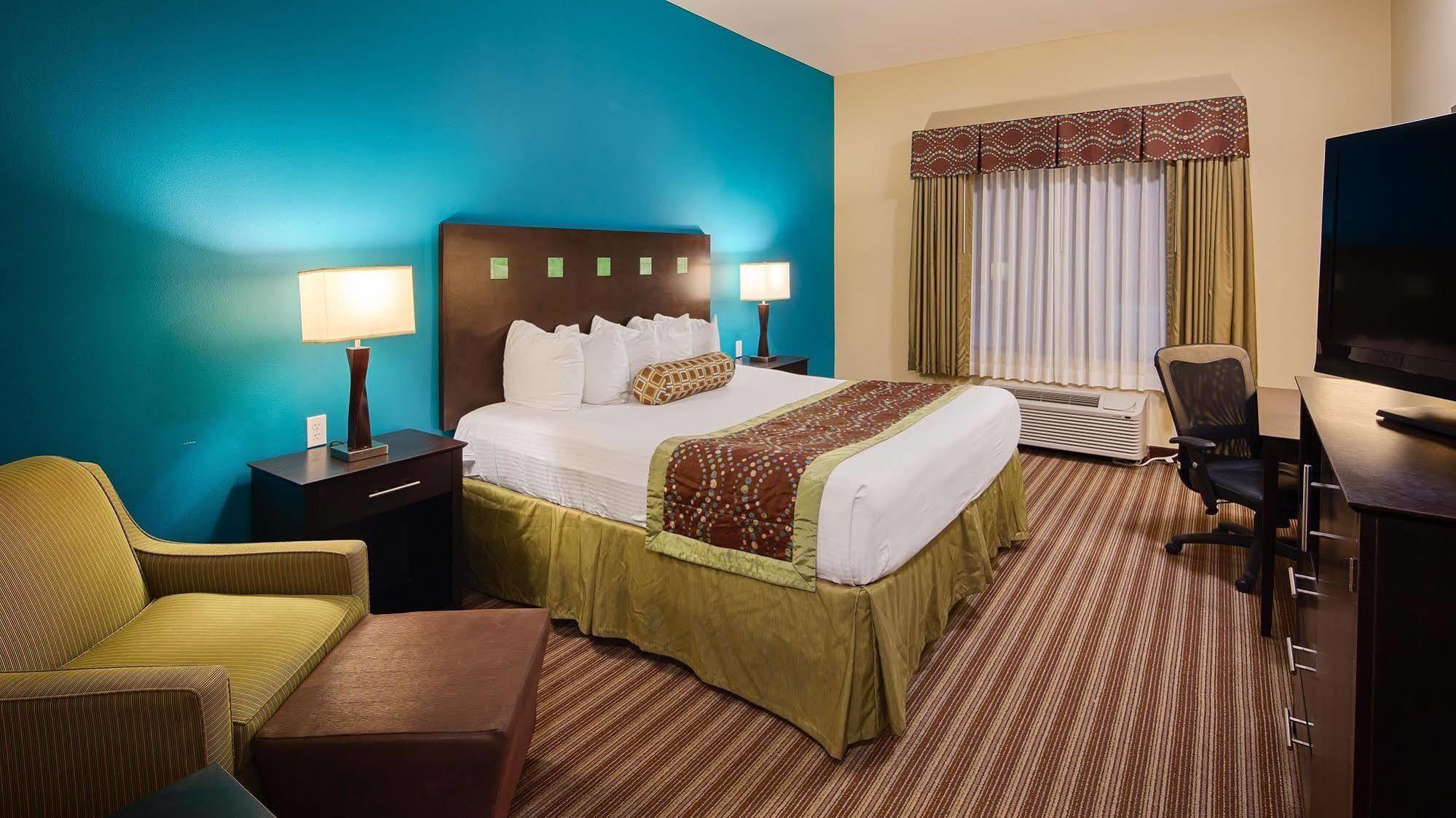 Best Western Plus Desoto Inn & Suites Mansfield Exteriör bild